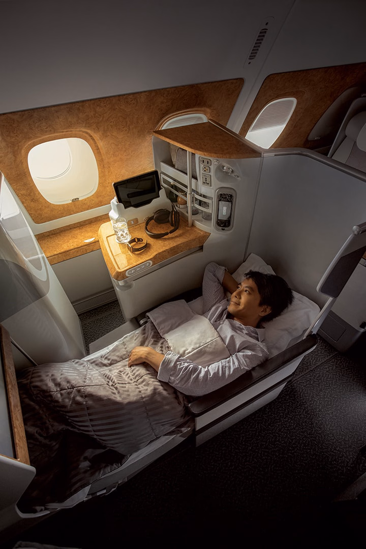 Emirates business class seat
